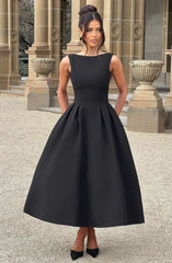 Clarabella Midi Dress - Black