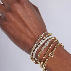 Initial Pisa Custom Bracelet - Q